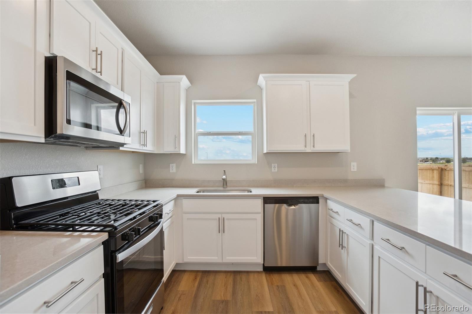 MLS Image #13 for 48290  shetland drive,bennett, Colorado