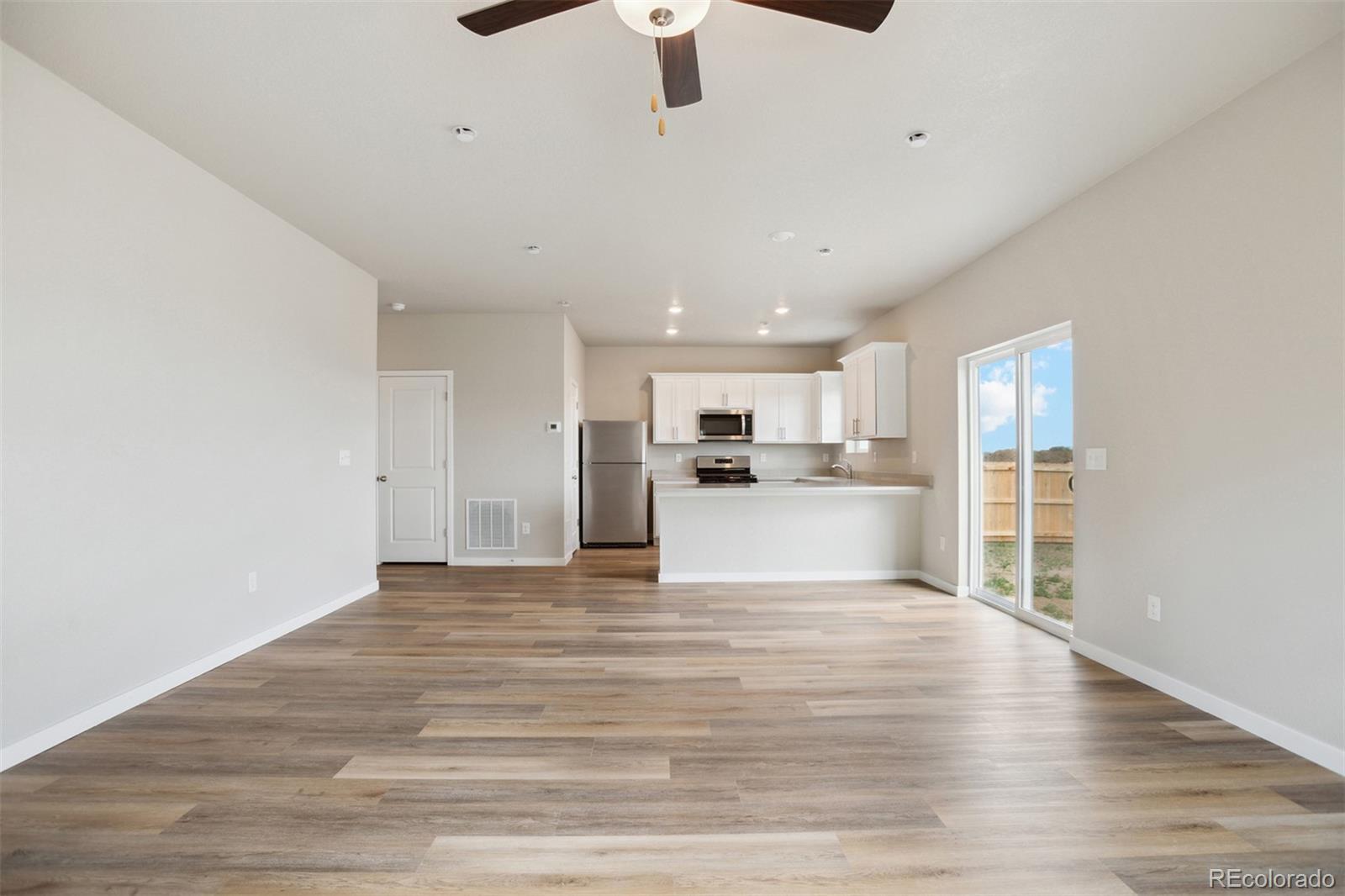 MLS Image #8 for 48290  shetland drive,bennett, Colorado