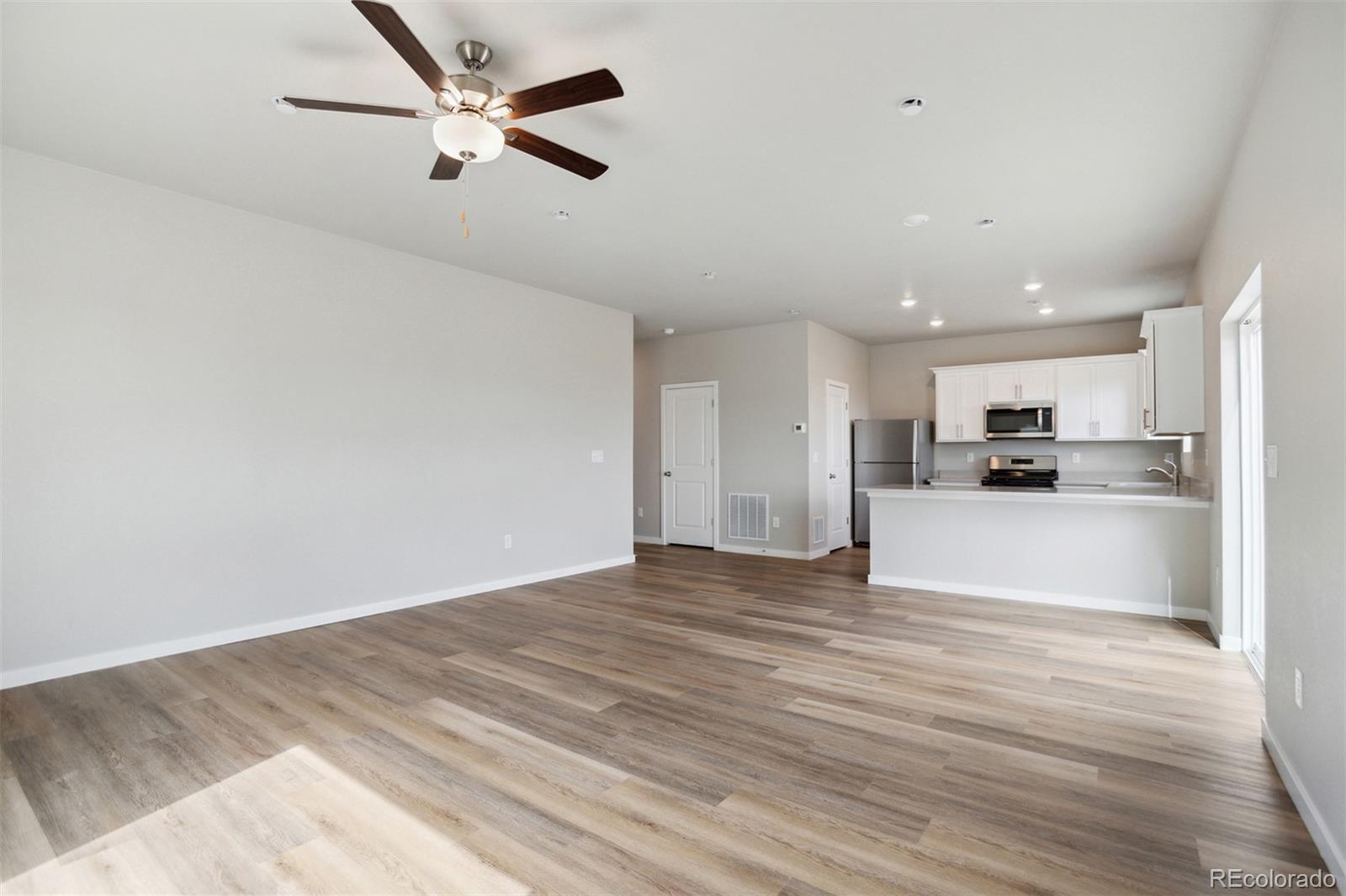 MLS Image #9 for 48290  shetland drive,bennett, Colorado