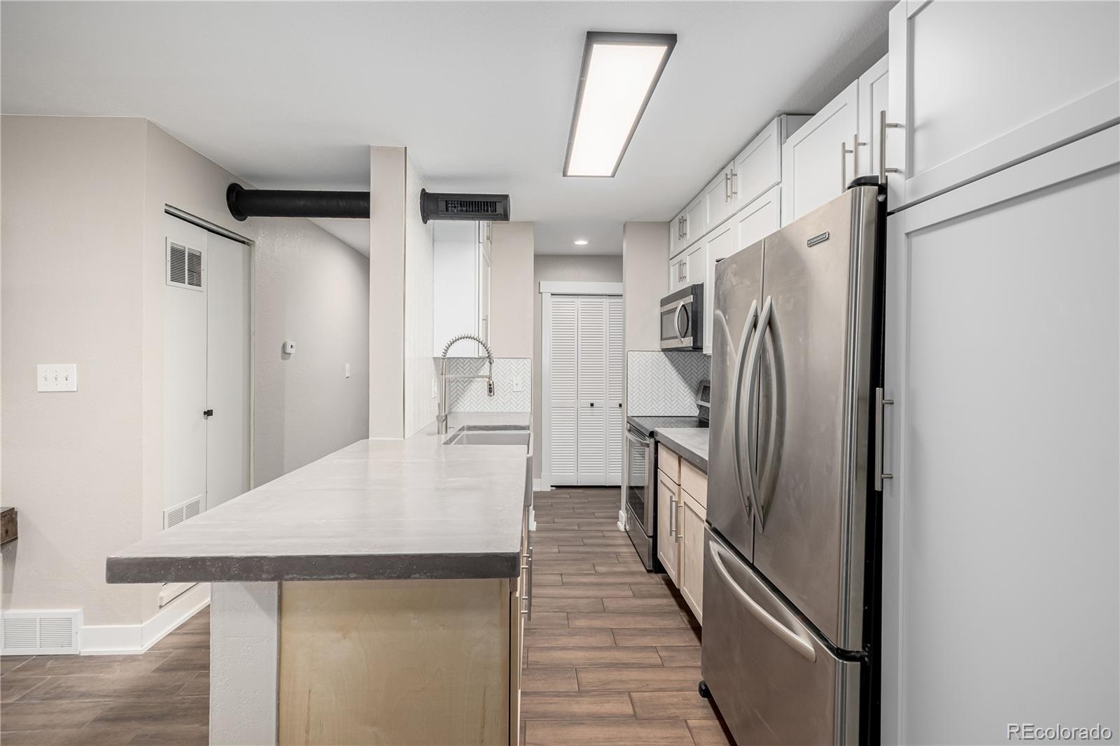 MLS Image #4 for 230 e highline circle 101,centennial, Colorado