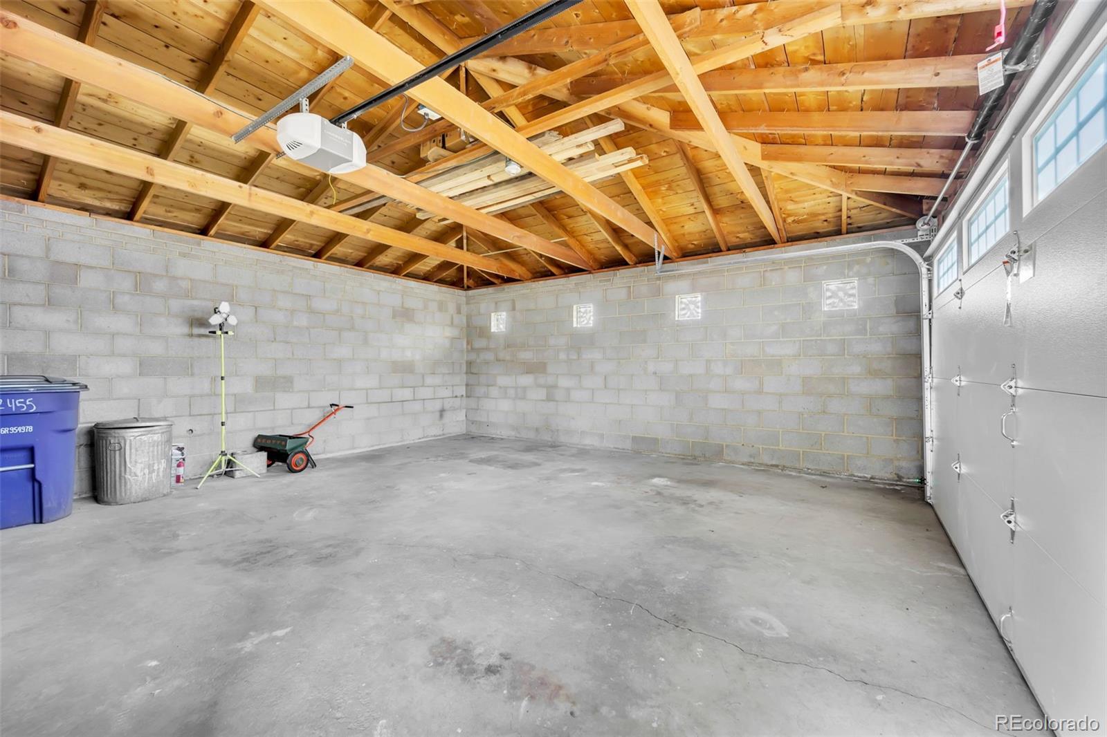 MLS Image #33 for 2455 e yale avenue,denver, Colorado