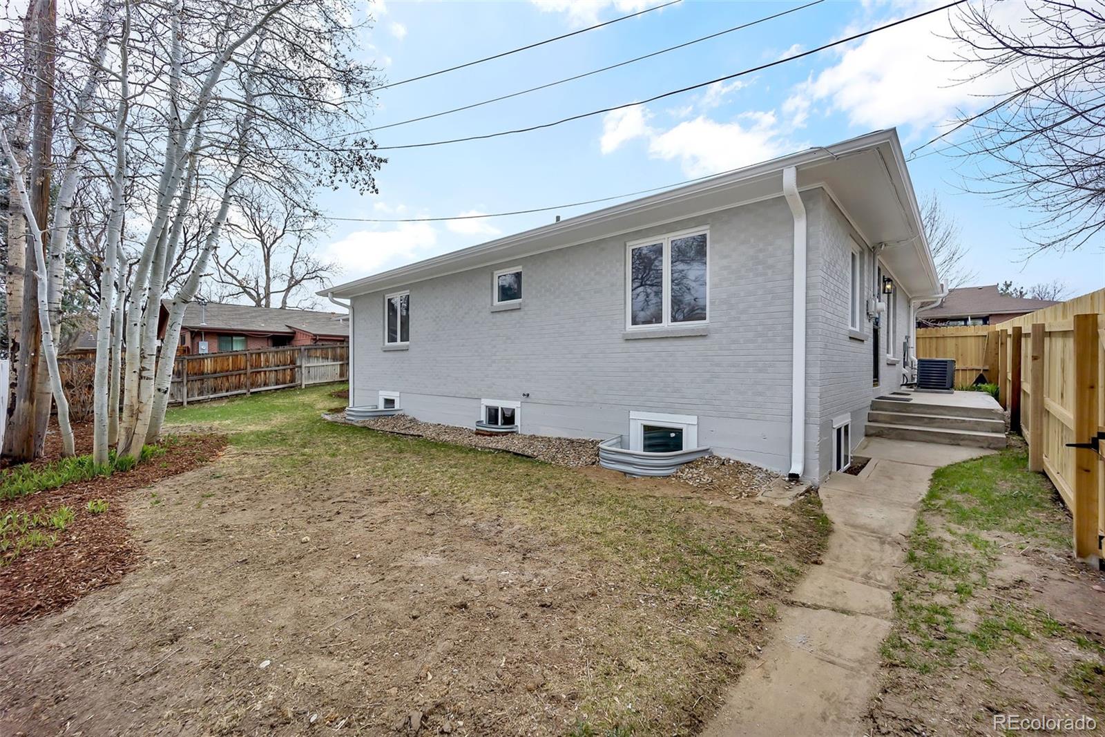 MLS Image #7 for 2455 e yale avenue,denver, Colorado