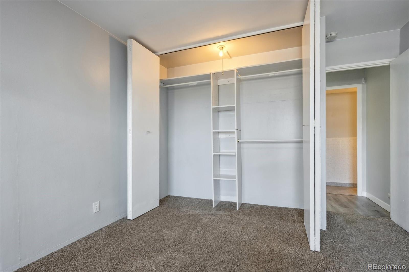 MLS Image #10 for 1121  albion street 804,denver, Colorado