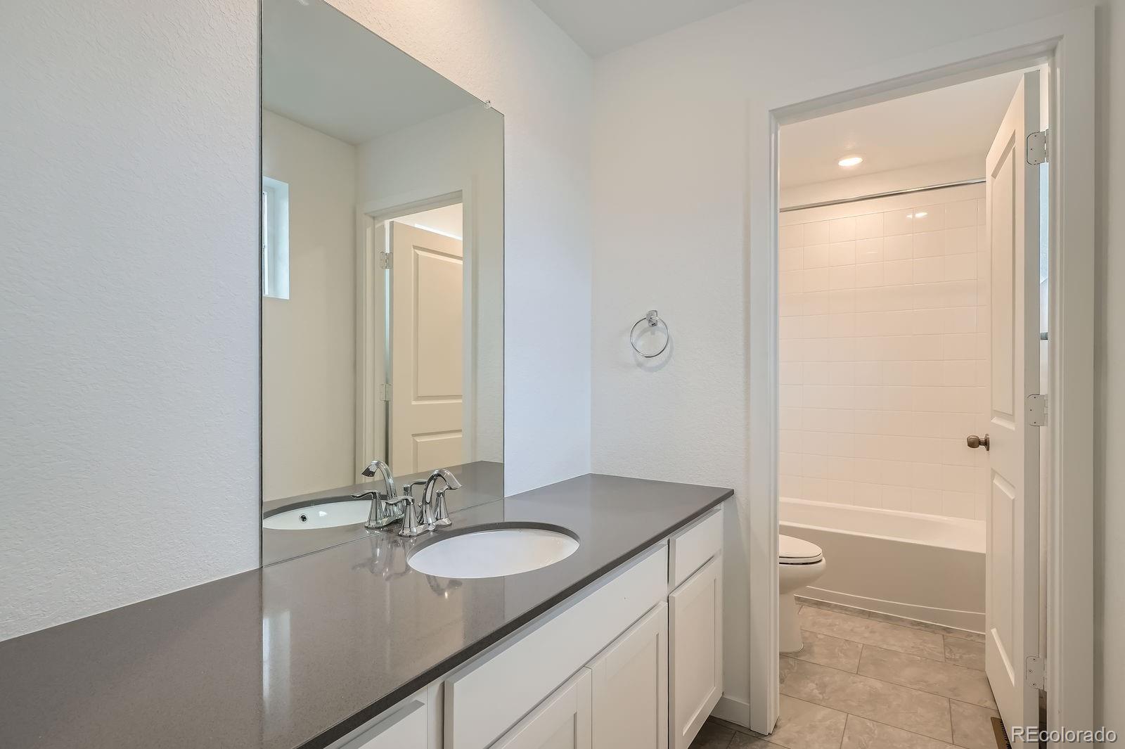 MLS Image #2 for 7357 s yank court,littleton, Colorado