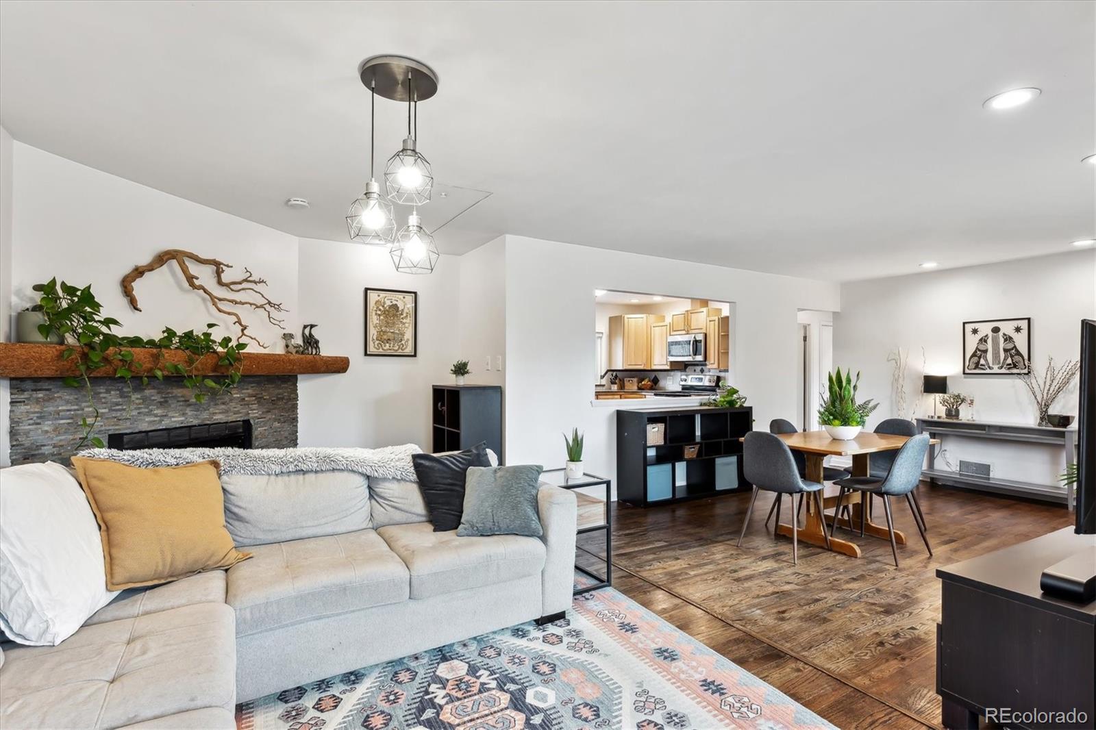 MLS Image #14 for 5301 e eastman avenue,denver, Colorado