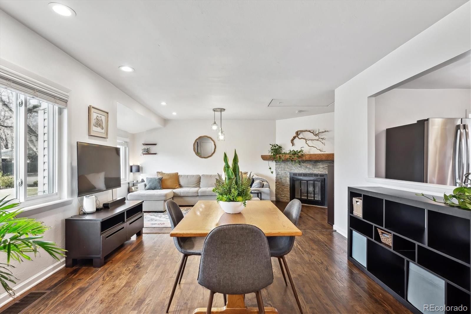 MLS Image #4 for 5301 e eastman avenue,denver, Colorado