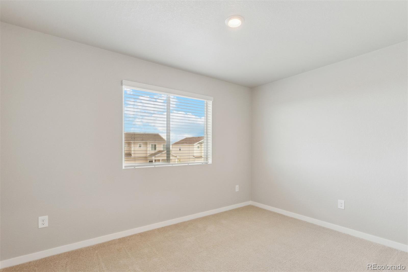 MLS Image #10 for 48229  shetland drive,bennett, Colorado