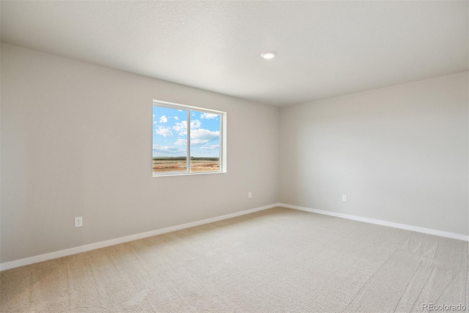 MLS Image #5 for 48229  shetland drive,bennett, Colorado
