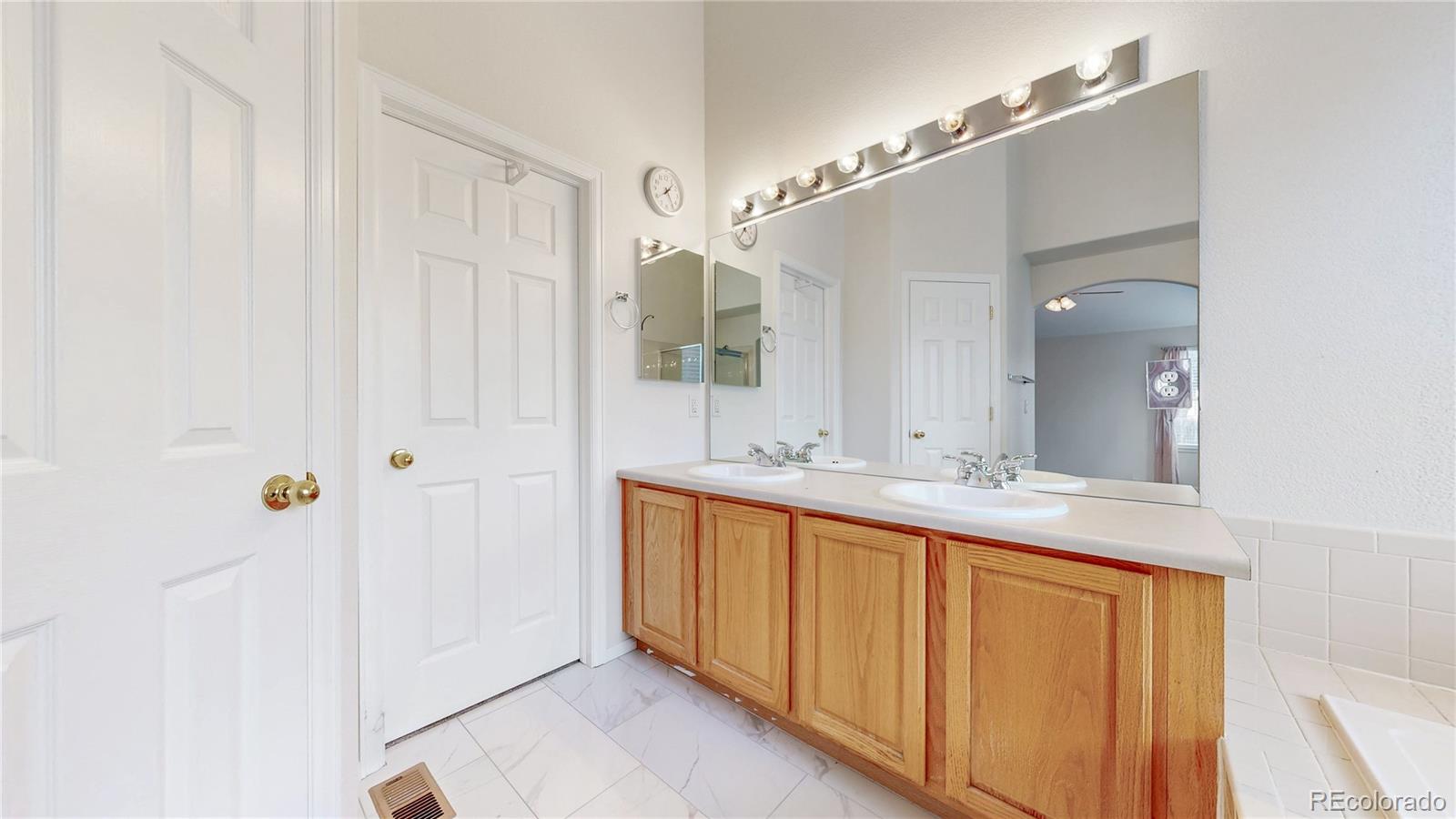 MLS Image #20 for 3906 s quemoy court,aurora, Colorado