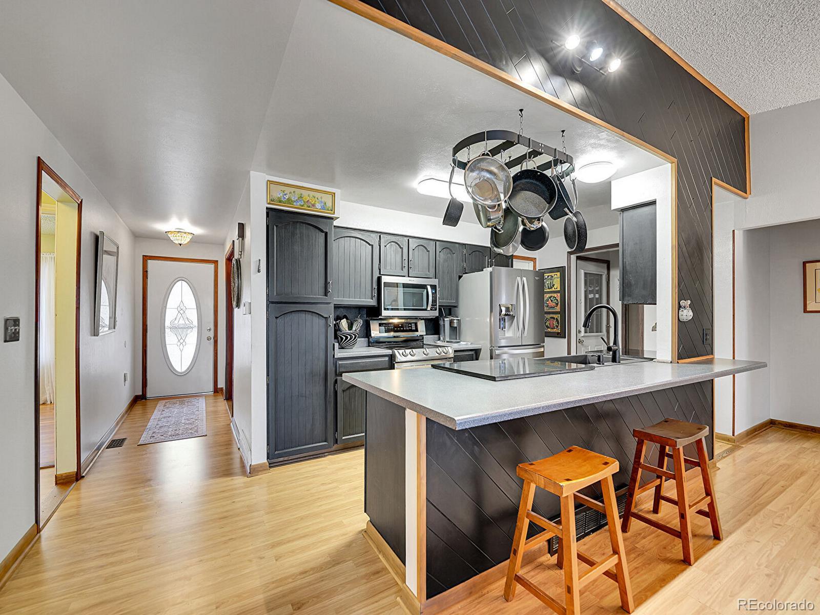 MLS Image #6 for 3863 s bahama street,aurora, Colorado