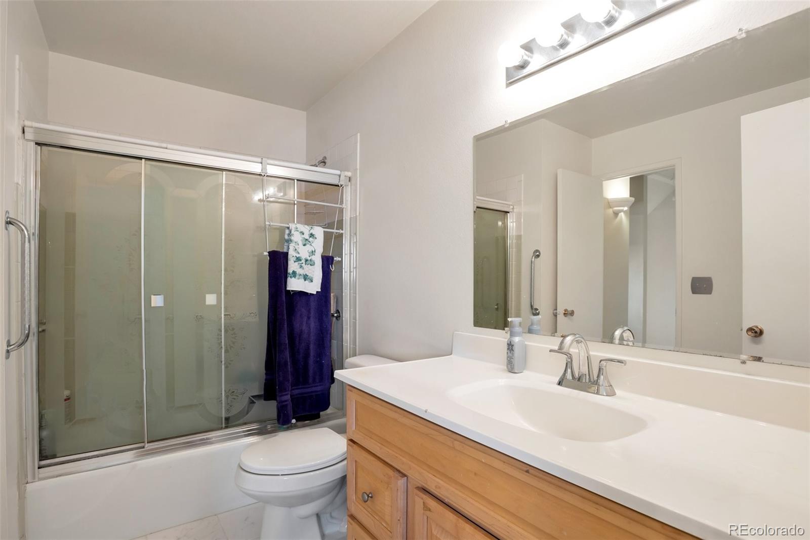 MLS Image #11 for 9207 e mansfield avenue,denver, Colorado