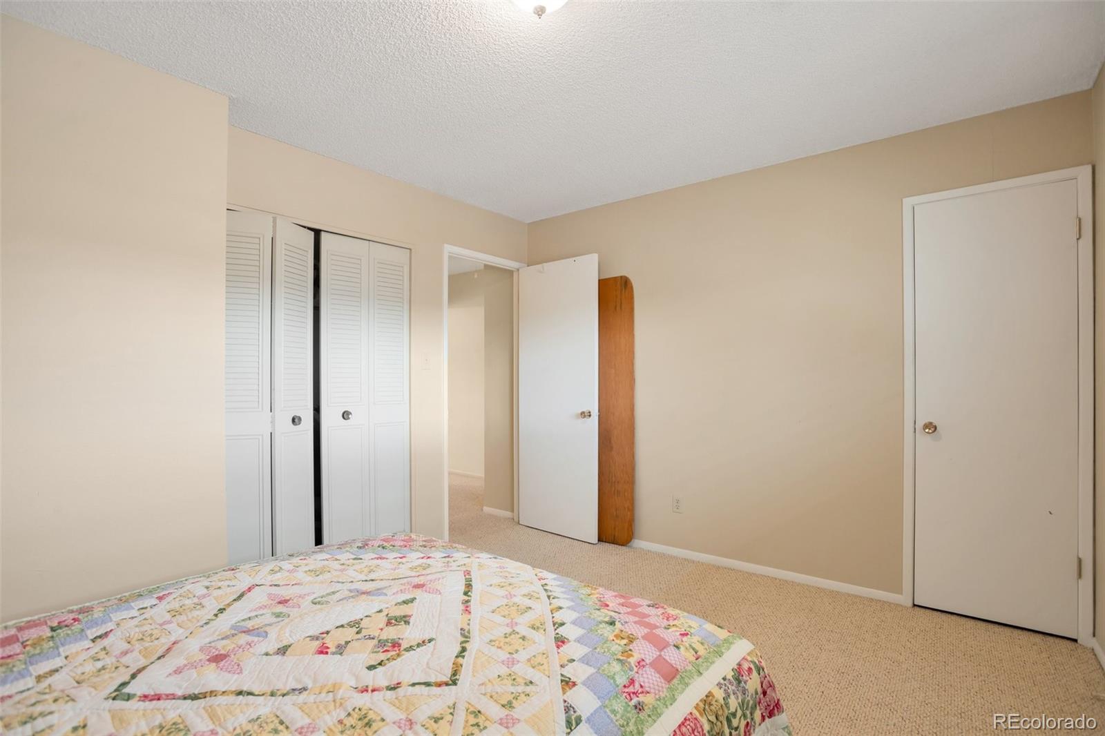MLS Image #8 for 9207 e mansfield avenue,denver, Colorado
