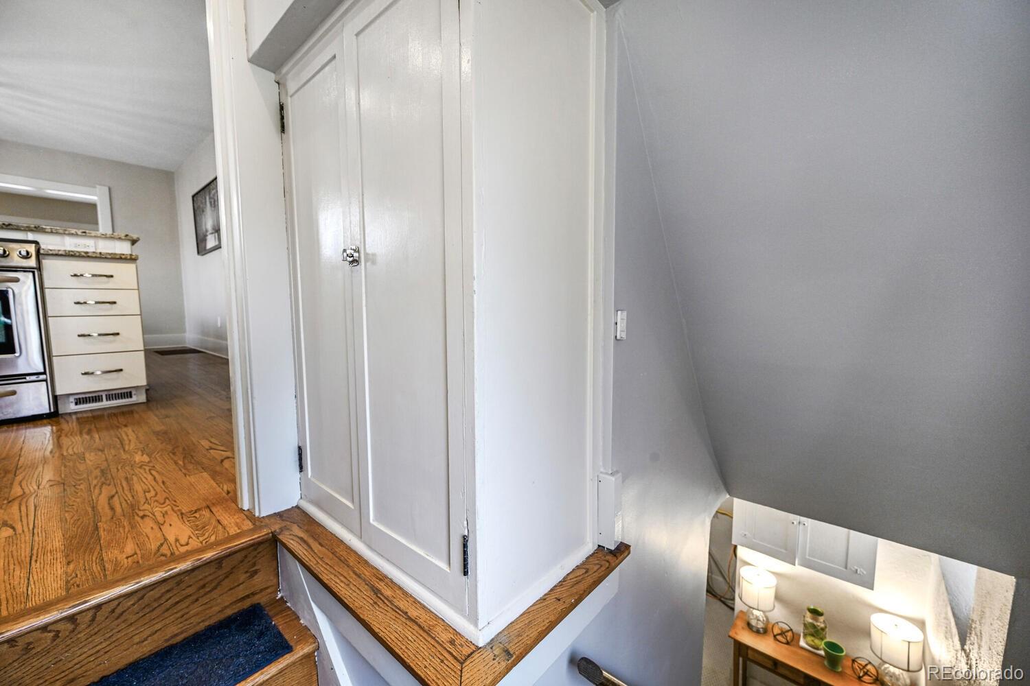 MLS Image #19 for 460 s sherman street,denver, Colorado