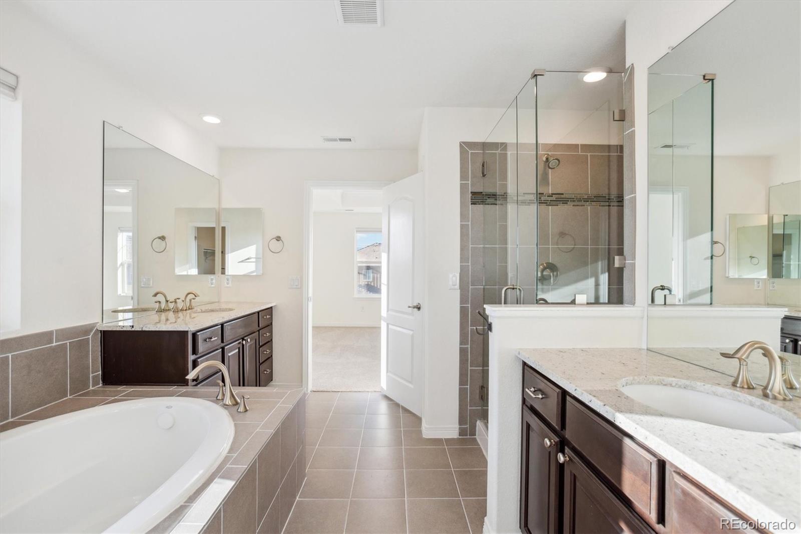 MLS Image #25 for 7899 s country club parkway,aurora, Colorado