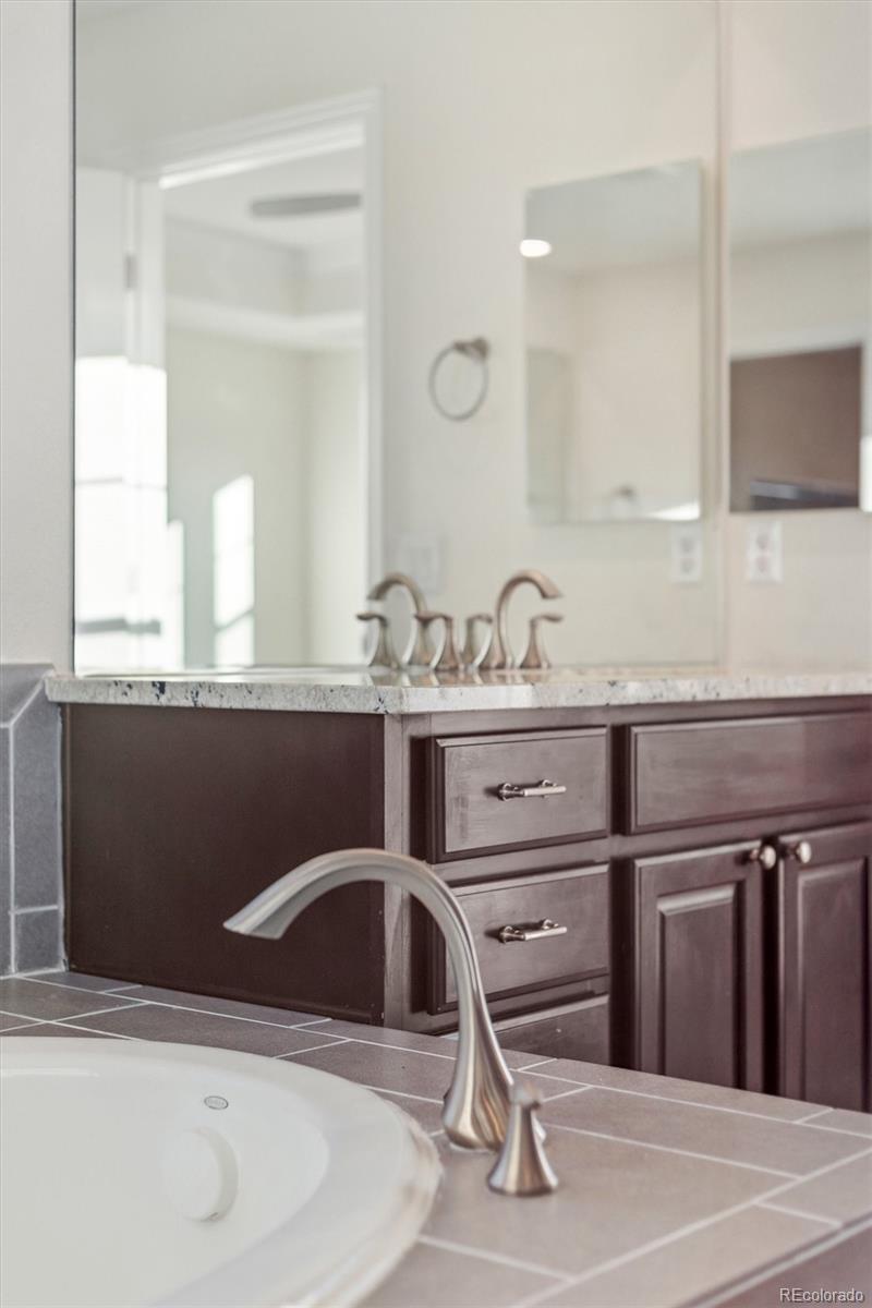 MLS Image #26 for 7899 s country club parkway,aurora, Colorado