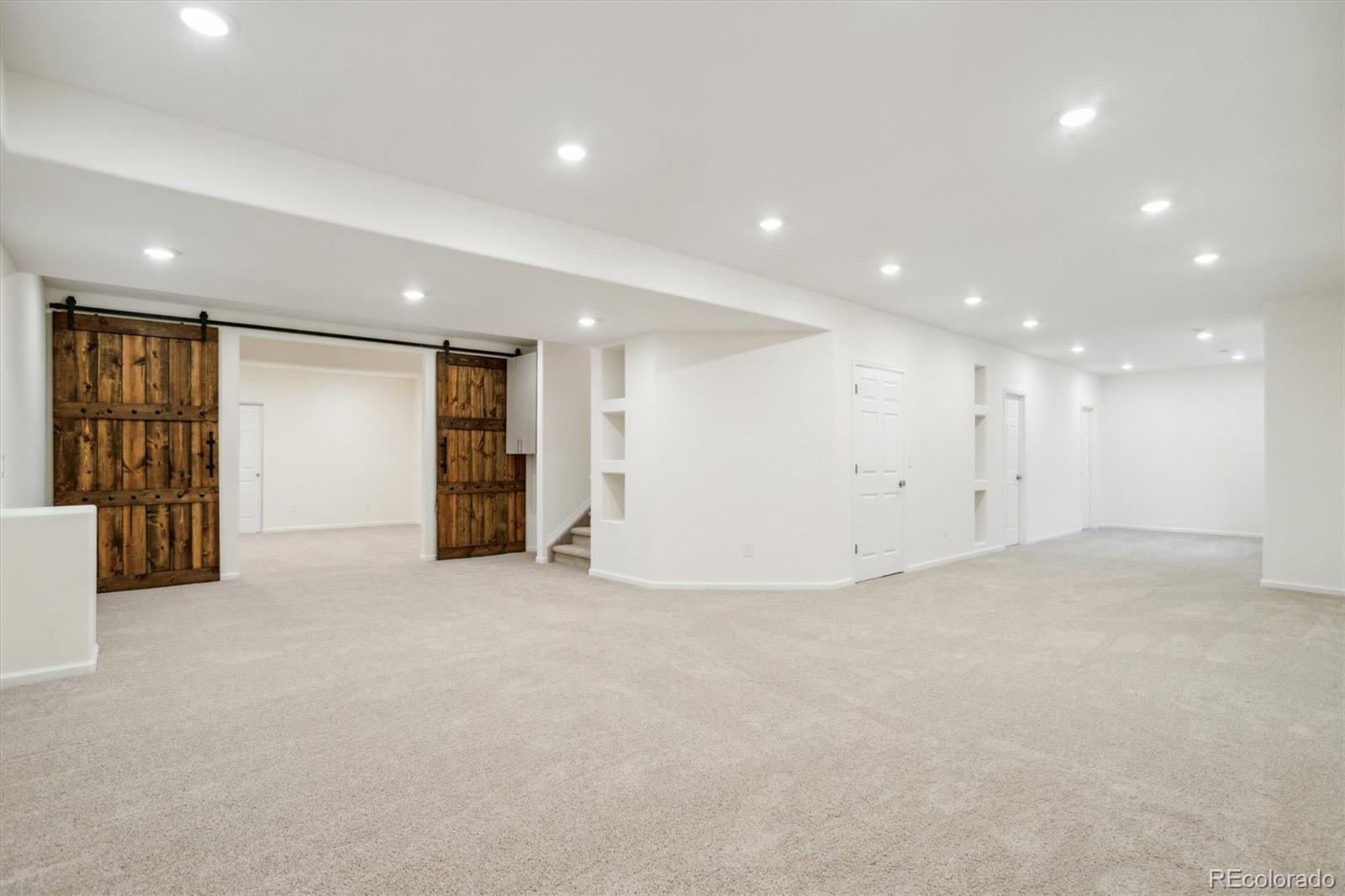 MLS Image #37 for 7899 s country club parkway,aurora, Colorado