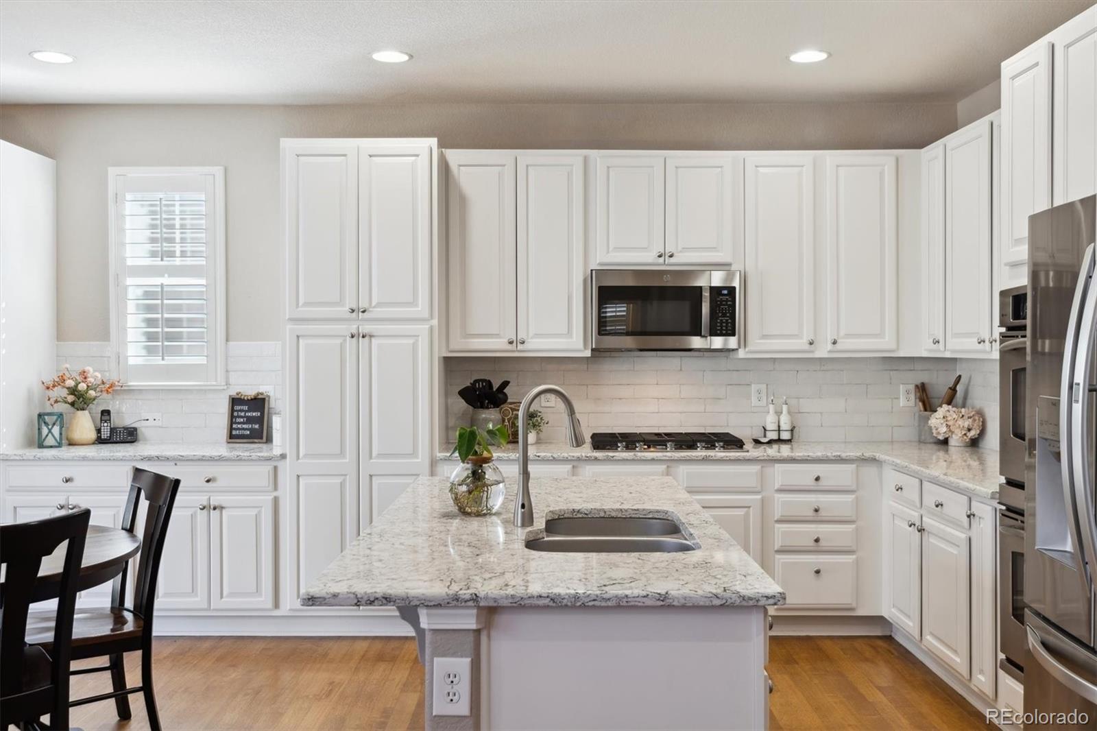 MLS Image #11 for 24612 e ontario drive,aurora, Colorado