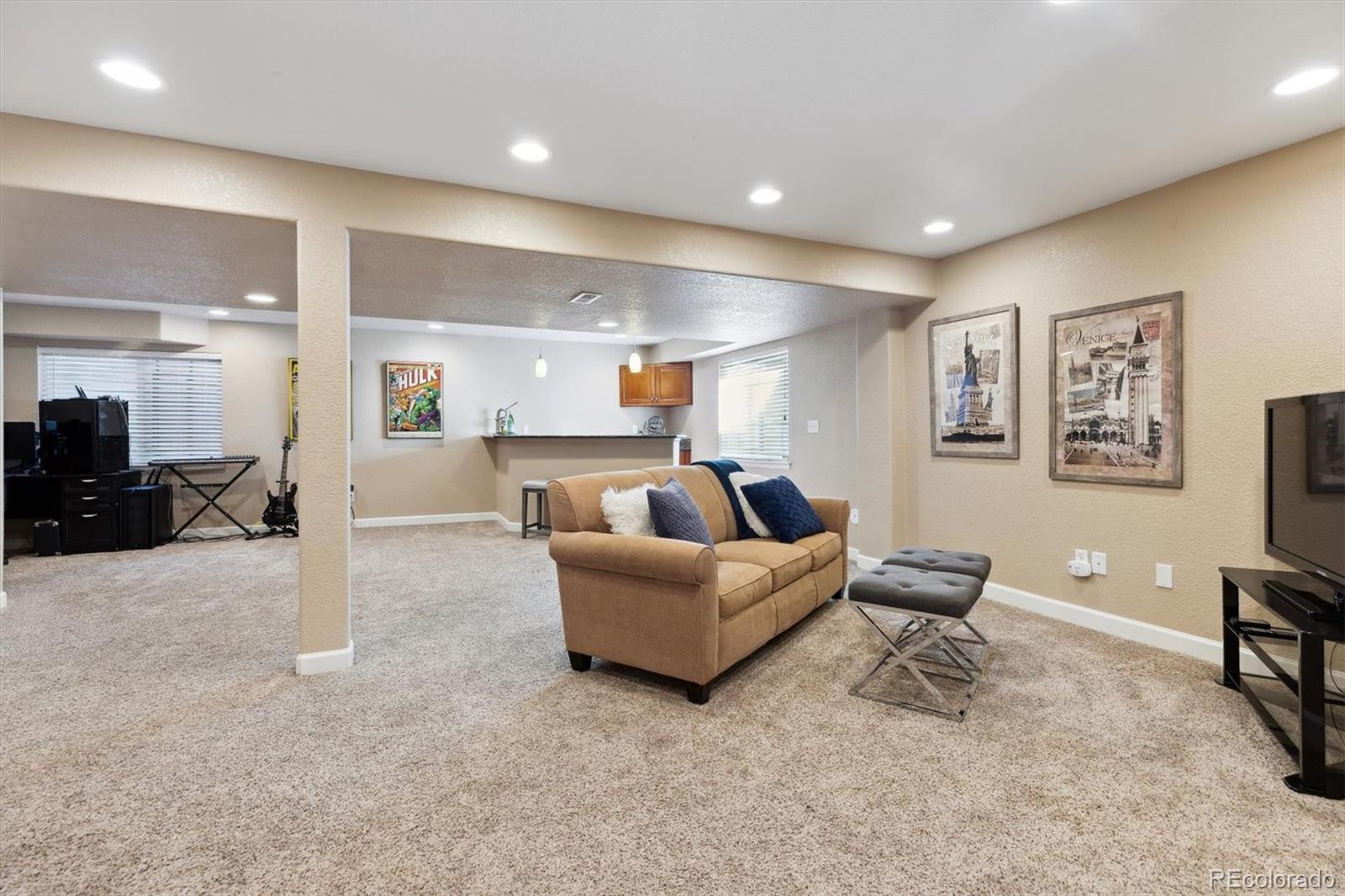 MLS Image #33 for 24612 e ontario drive,aurora, Colorado