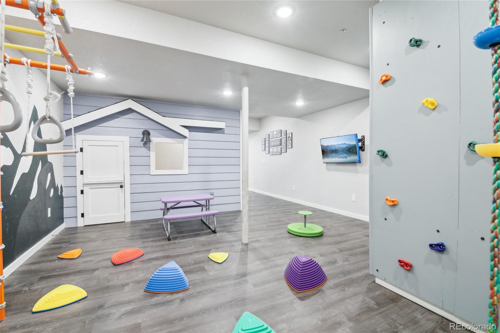 MLS Image #29 for 1953  floret drive,windsor, Colorado