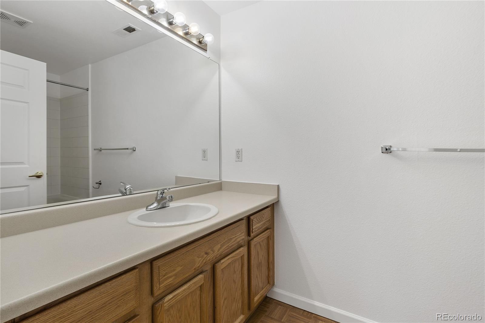 MLS Image #23 for 3261 s waco court,aurora, Colorado