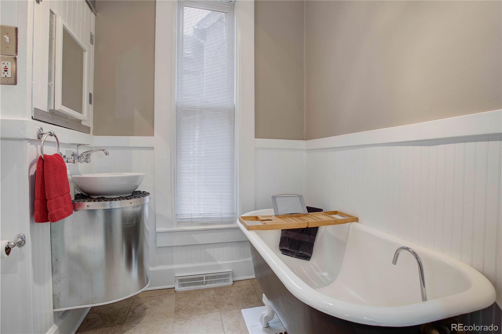 MLS Image #16 for 2125 s ogden street,denver, Colorado