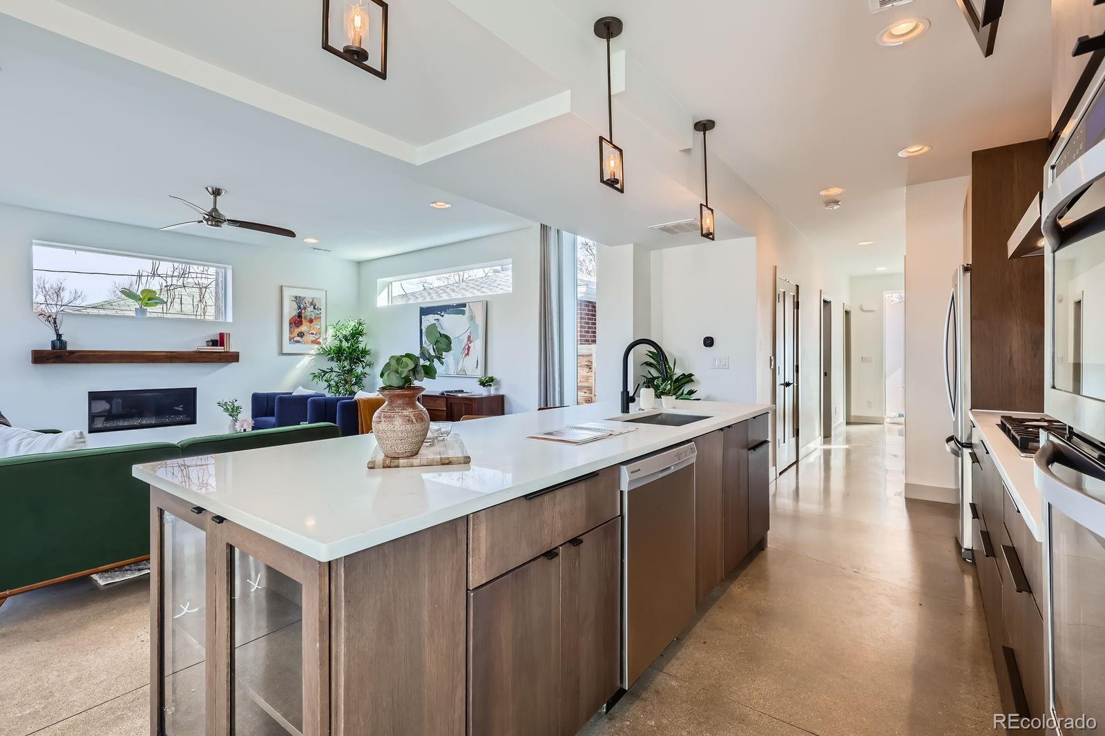 MLS Image #10 for 3439 n high street,denver, Colorado