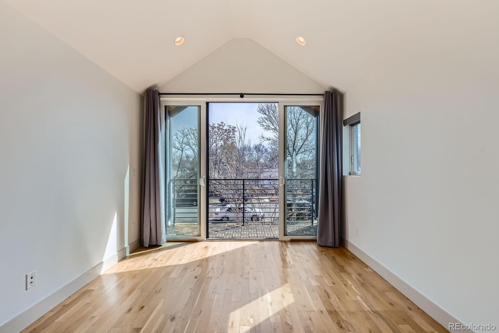 MLS Image #17 for 3439 n high street,denver, Colorado