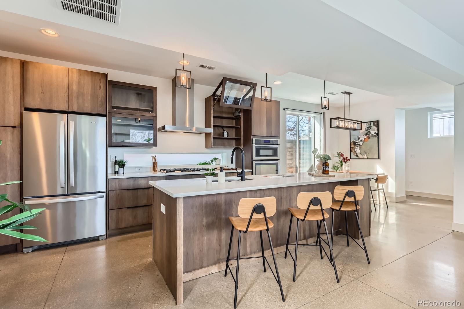 MLS Image #5 for 3439 n high street,denver, Colorado