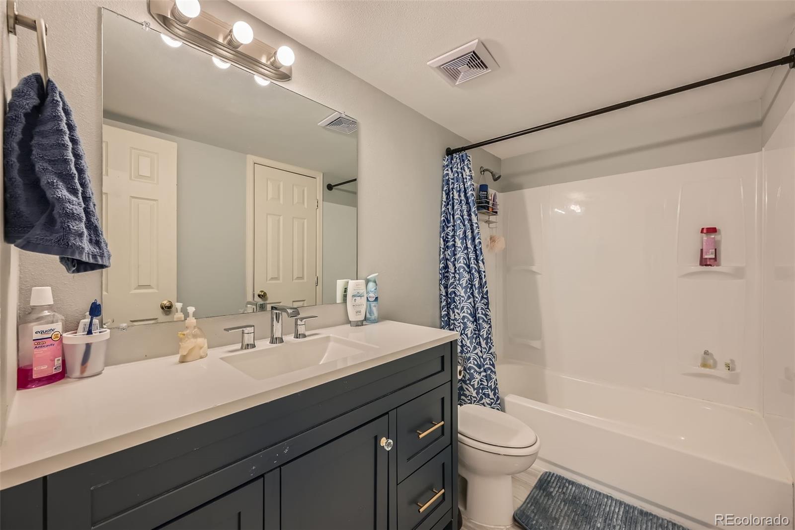 MLS Image #4 for 16051 e alaska place,aurora, Colorado