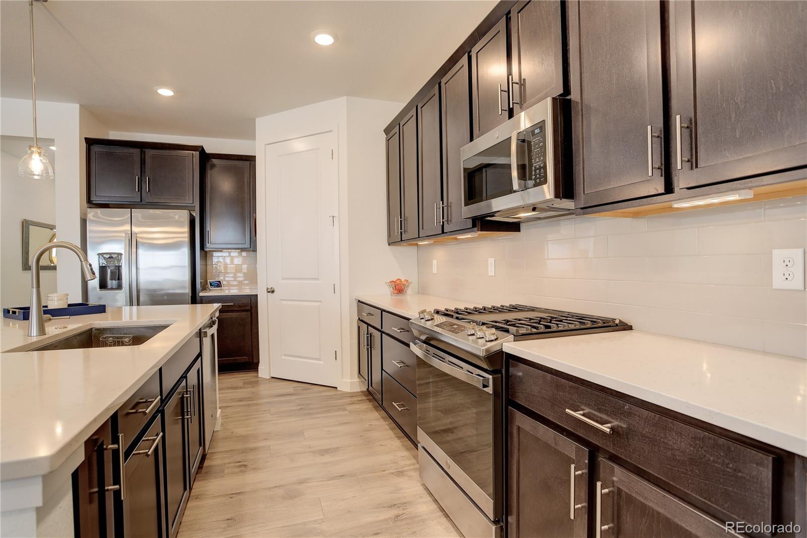 MLS Image #8 for 15842  willow street,thornton, Colorado