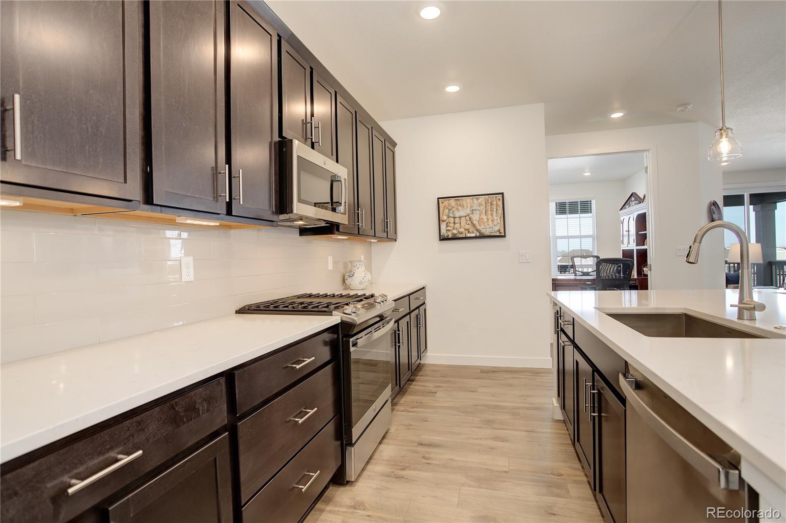 MLS Image #9 for 15842  willow street,thornton, Colorado
