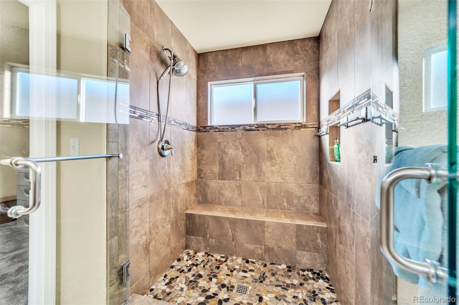 MLS Image #16 for 6038  cumbre vista way,colorado springs, Colorado