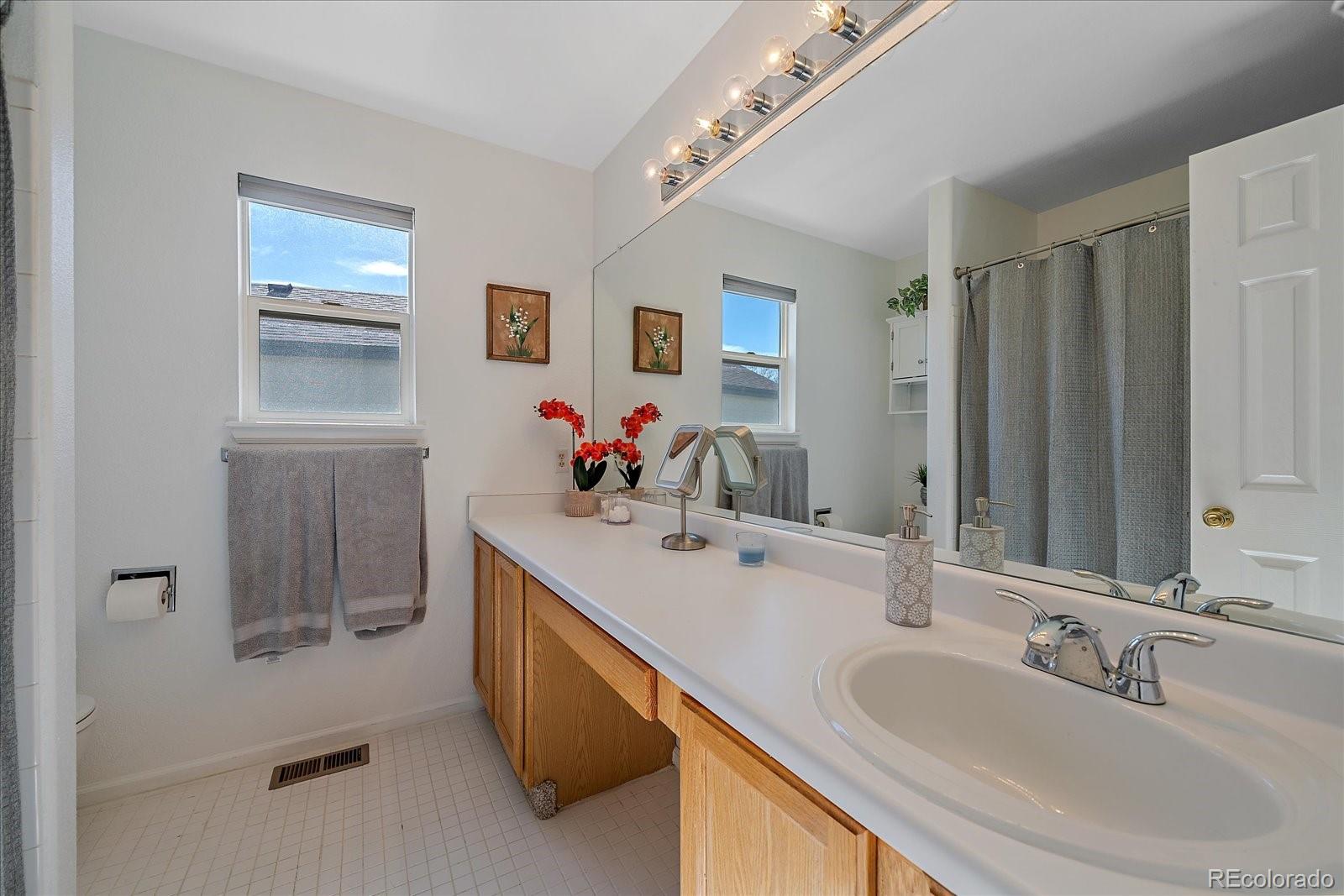 MLS Image #15 for 5253 s jericho street,centennial, Colorado