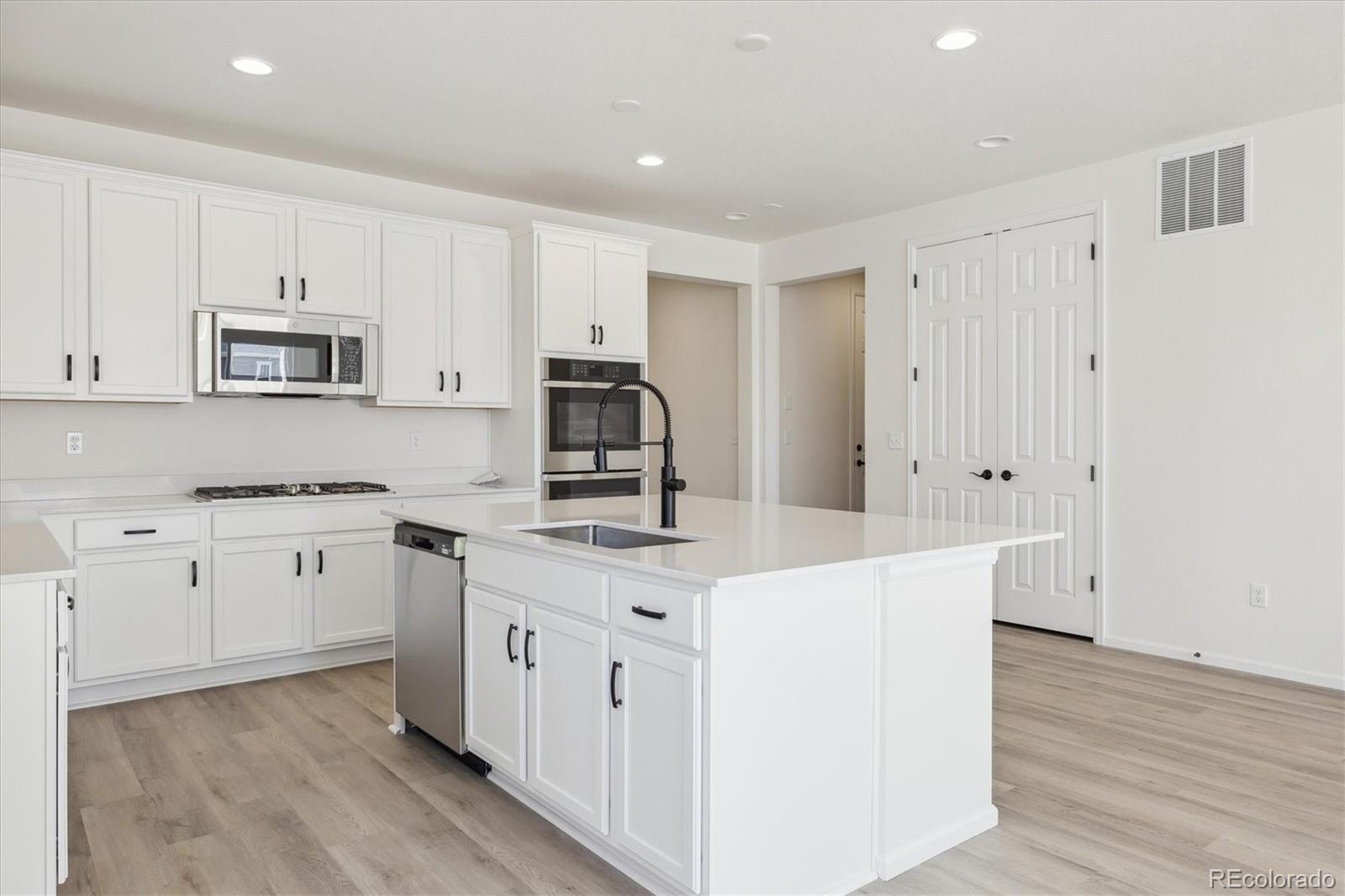 MLS Image #5 for 4066 n irvington street,aurora, Colorado