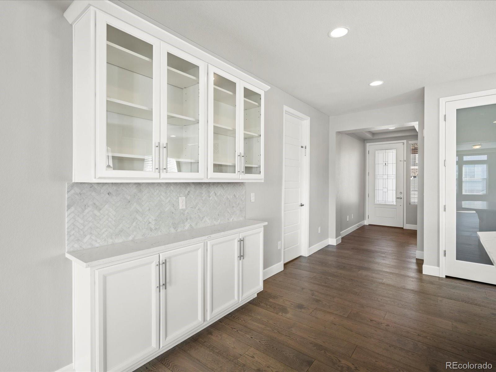 MLS Image #15 for 4837 s buchanan street,aurora, Colorado