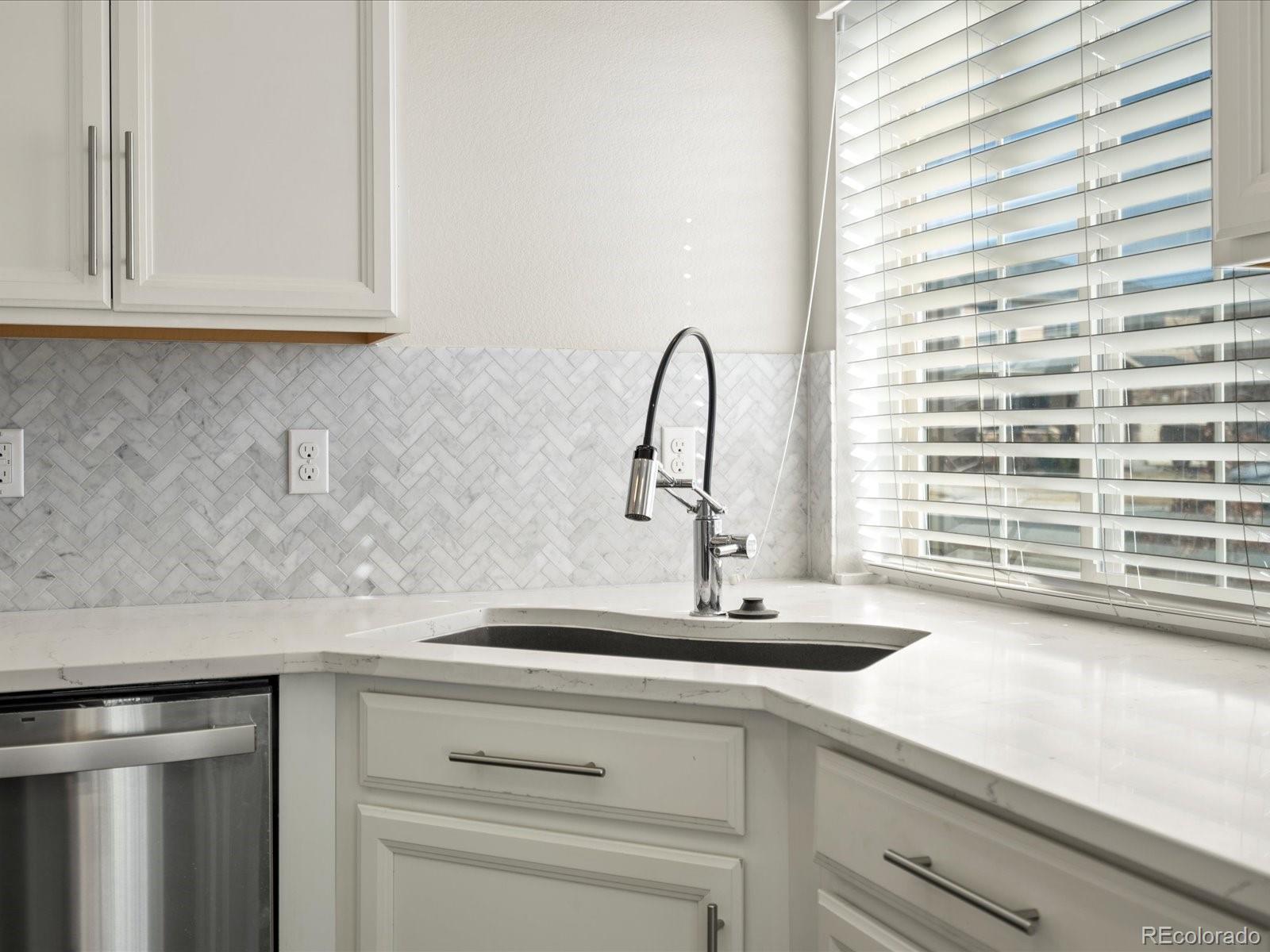 MLS Image #16 for 4837 s buchanan street,aurora, Colorado