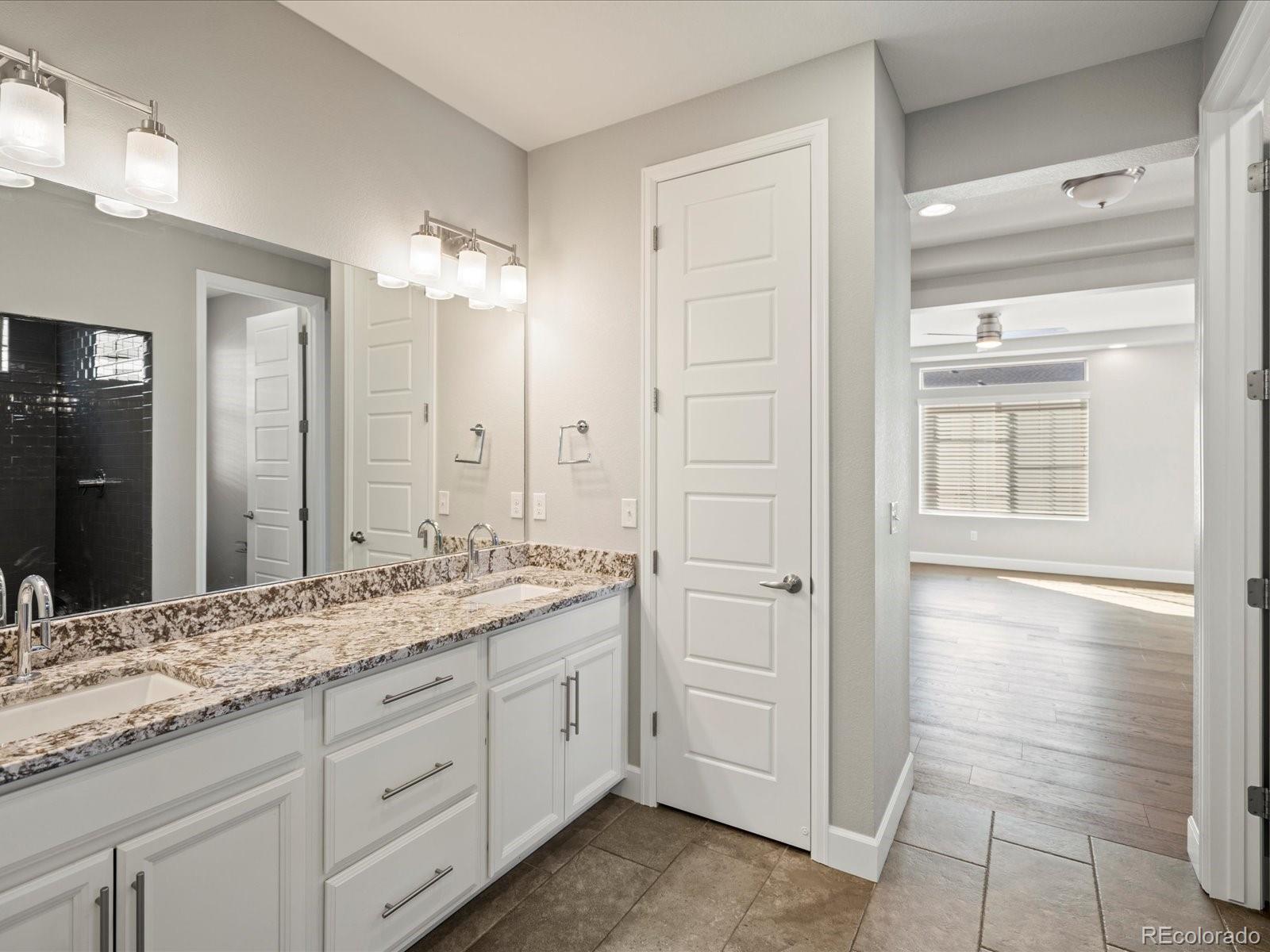 MLS Image #26 for 4837 s buchanan street,aurora, Colorado