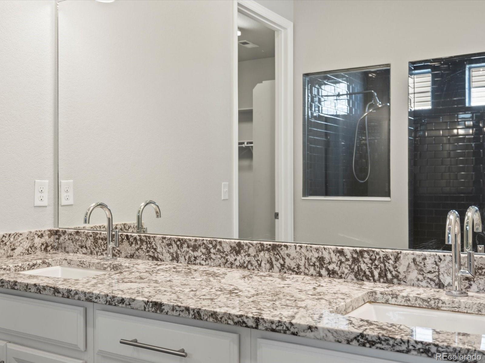 MLS Image #27 for 4837 s buchanan street,aurora, Colorado