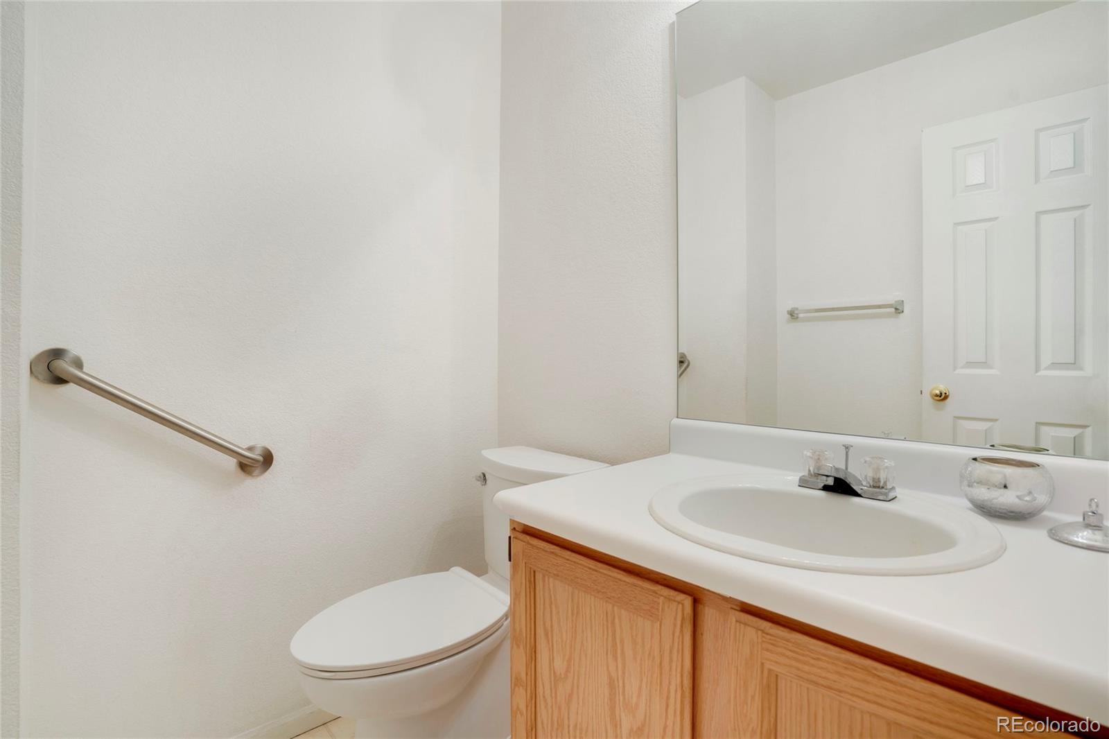 MLS Image #15 for 2062 s xenia way,denver, Colorado