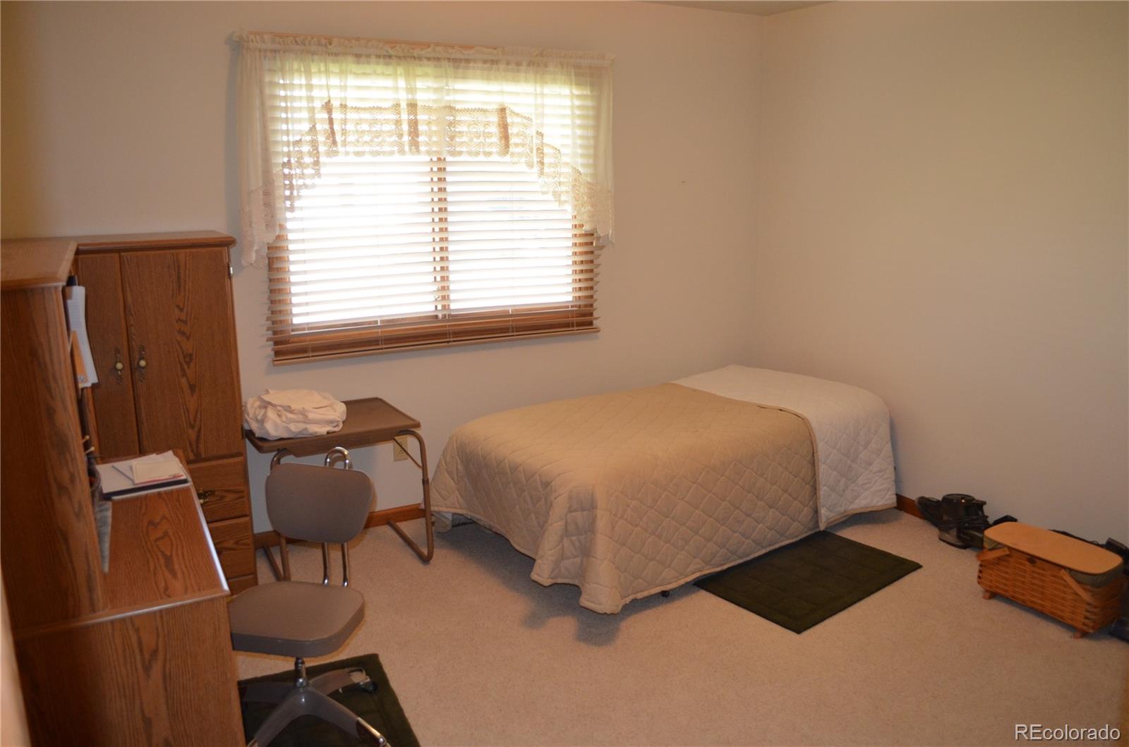 MLS Image #10 for 352  eldridge street,burlington, Colorado