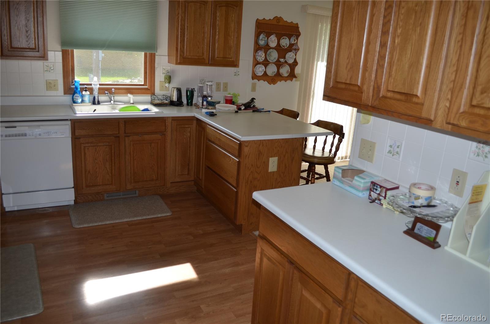 MLS Image #4 for 352  eldridge street,burlington, Colorado