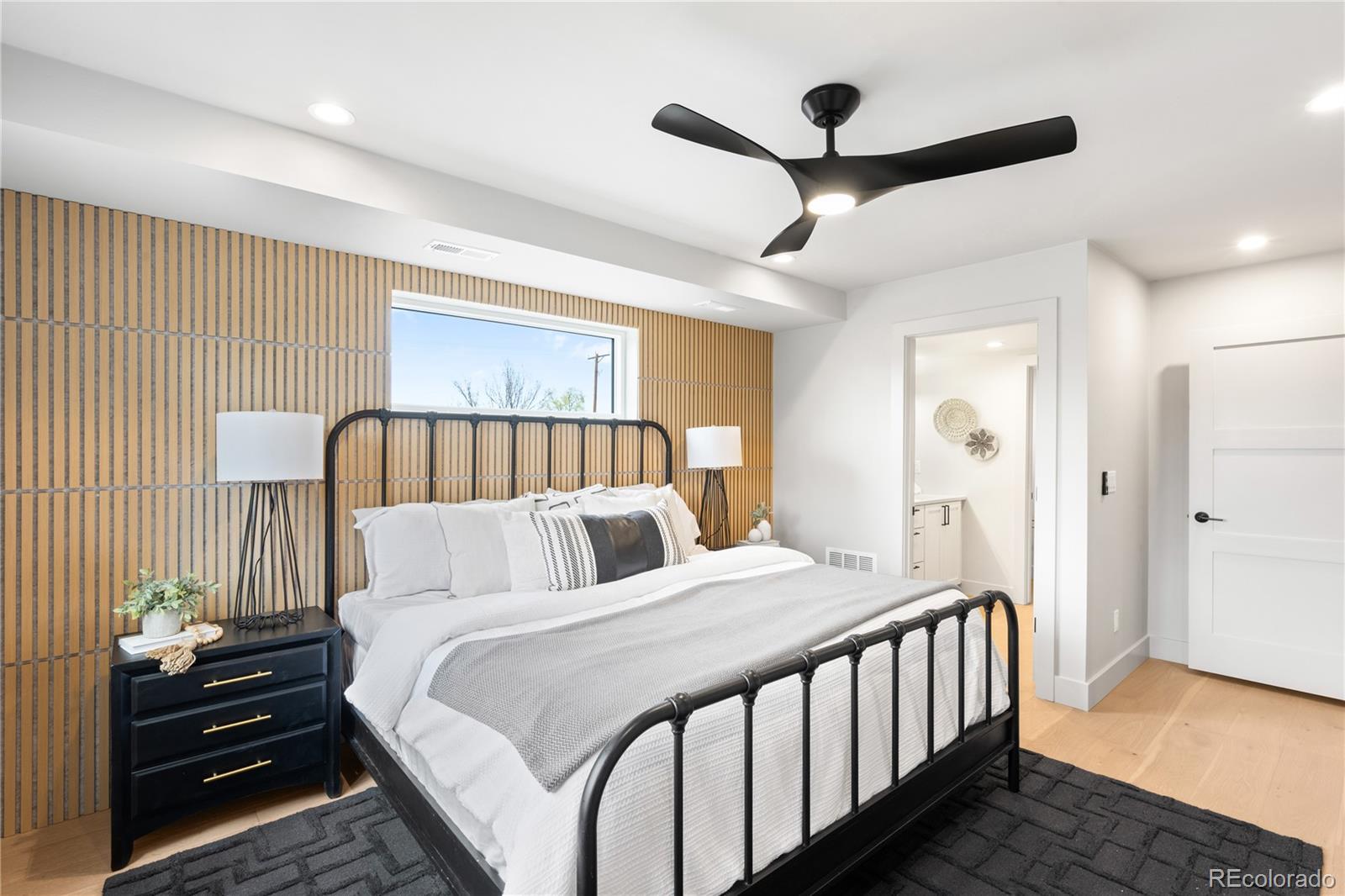 MLS Image #16 for 2520 s cherokee street,denver, Colorado