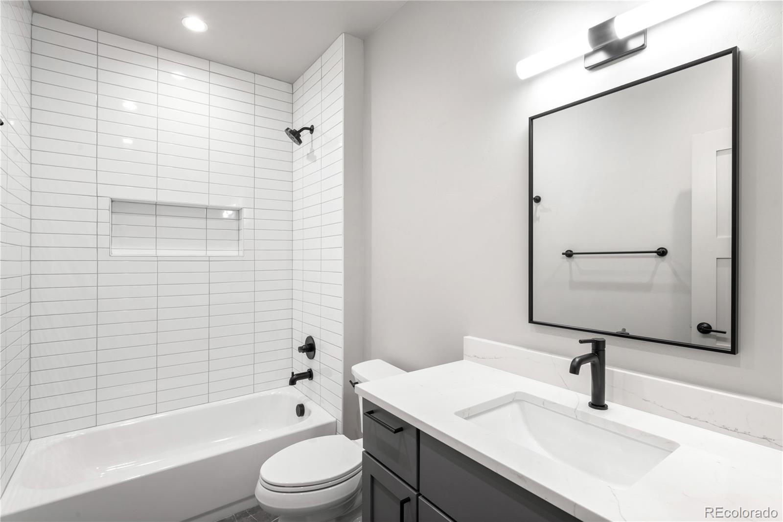 MLS Image #28 for 2520 s cherokee street,denver, Colorado