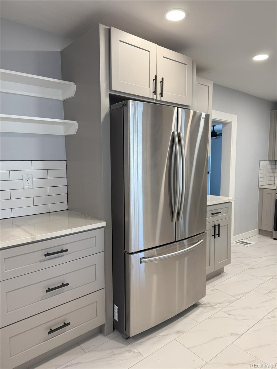 MLS Image #7 for 2619 s bannock street,denver, Colorado