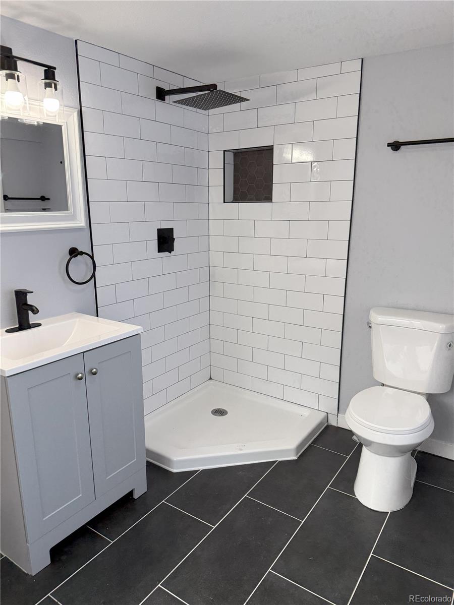 MLS Image #9 for 2619 s bannock street,denver, Colorado