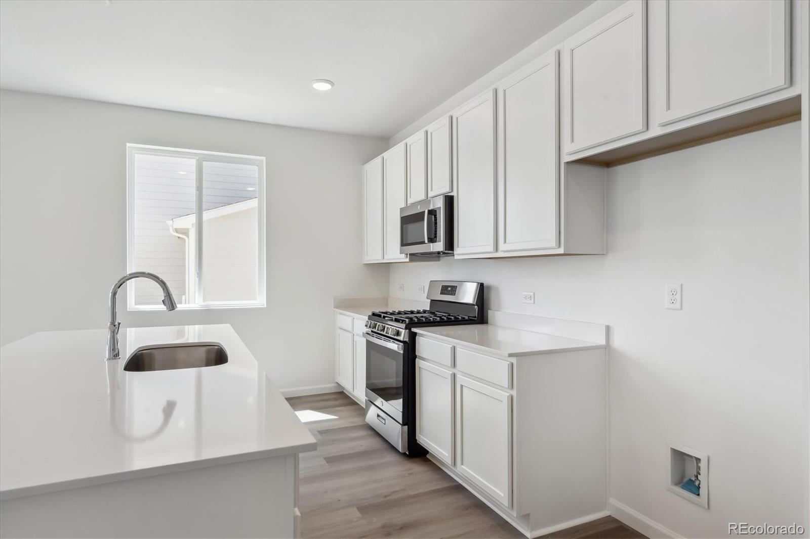 MLS Image #4 for 6974 e 126th drive,thornton, Colorado