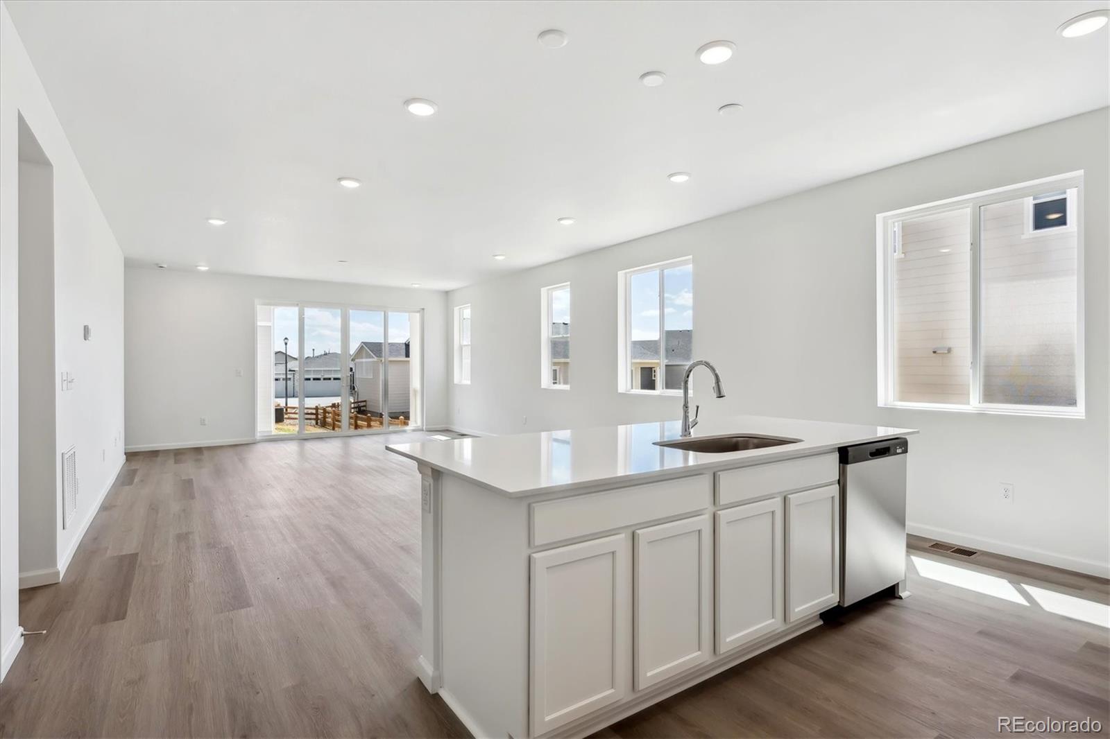 MLS Image #7 for 6974 e 126th drive,thornton, Colorado