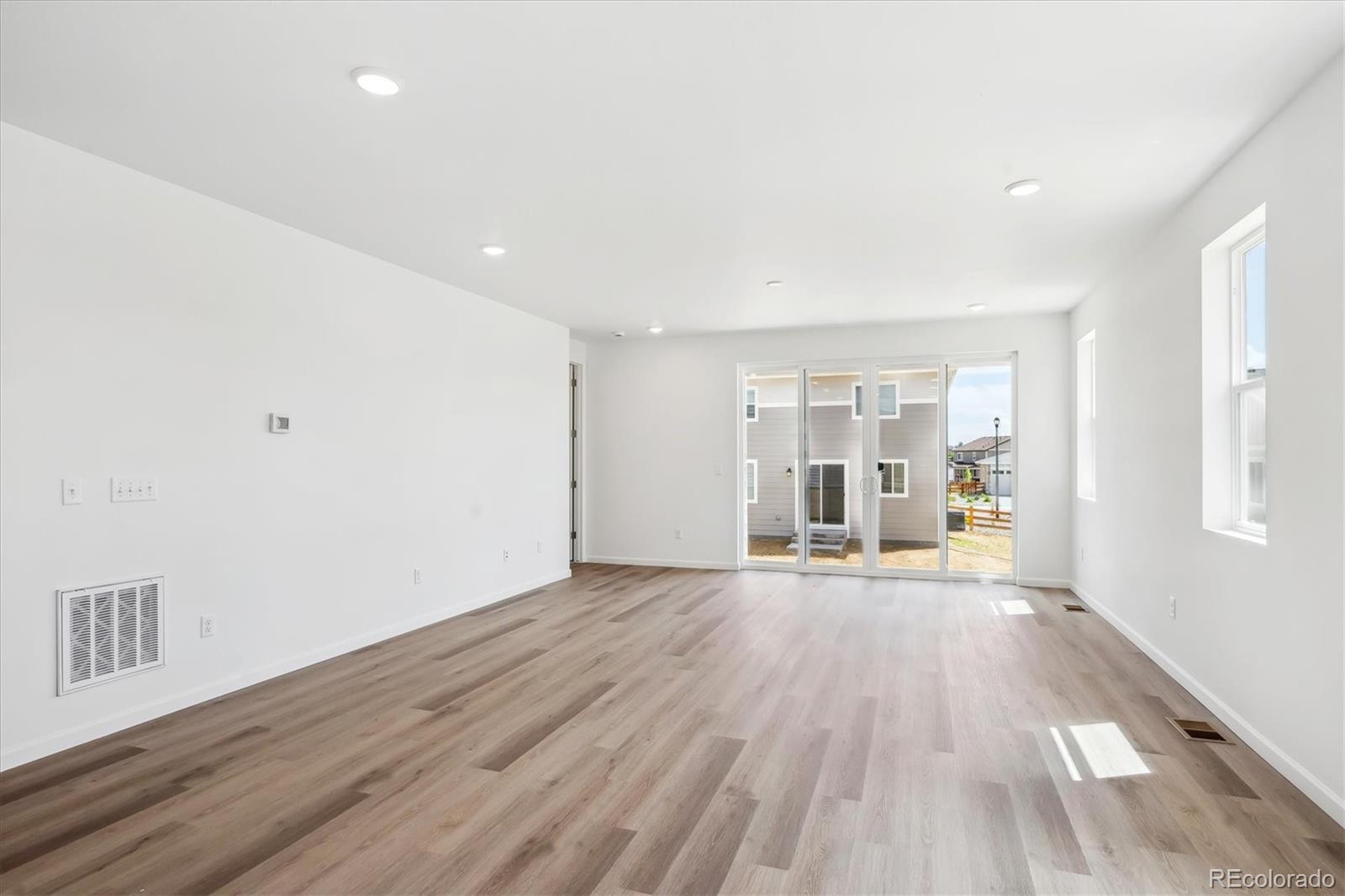 MLS Image #9 for 6974 e 126th drive,thornton, Colorado