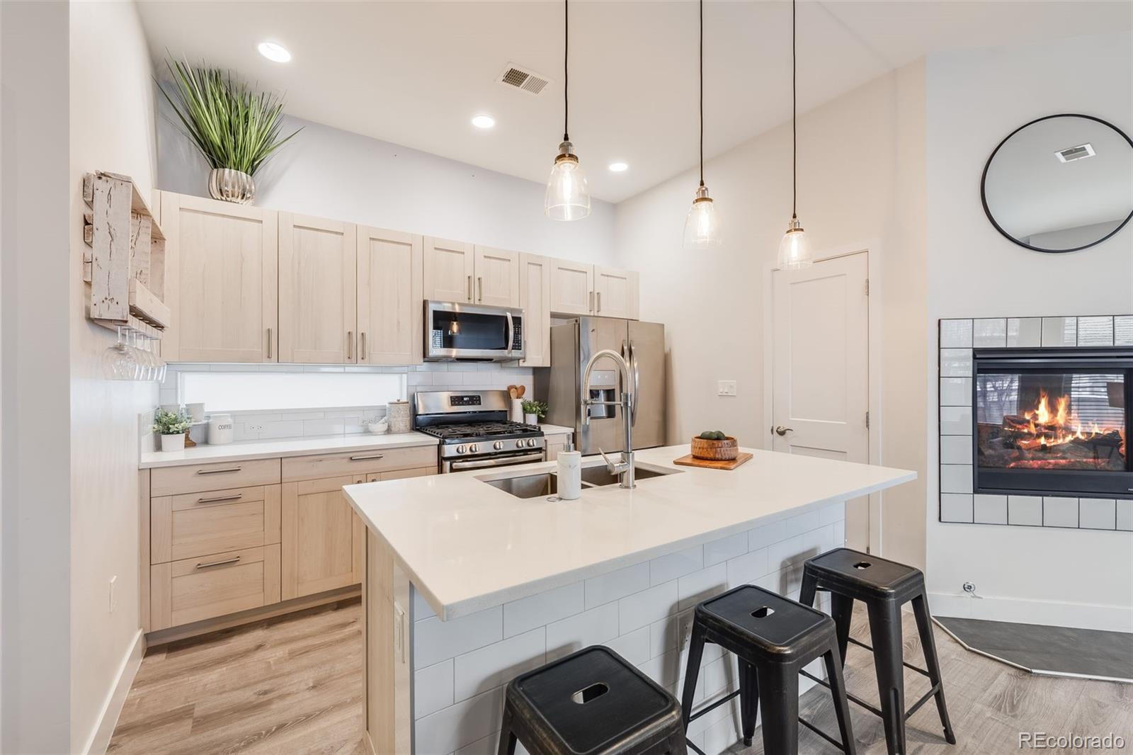 MLS Image #4 for 2922 w 26th avenue,denver, Colorado