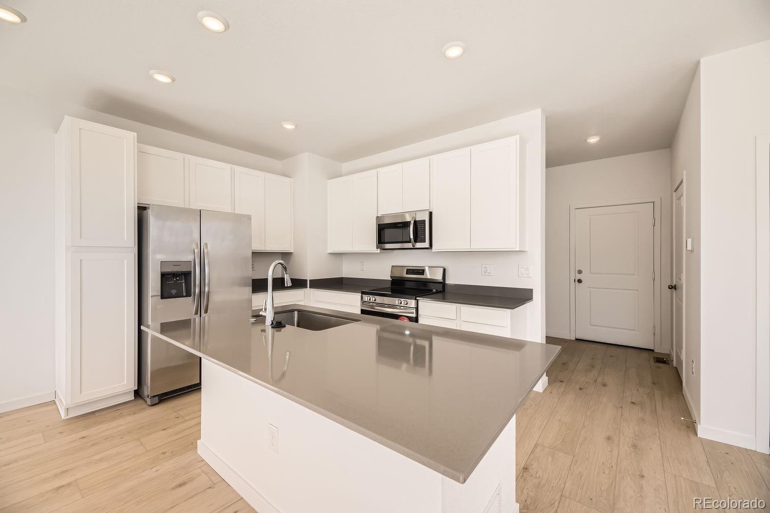 MLS Image #2 for 1989 s haleyville way ,aurora, Colorado